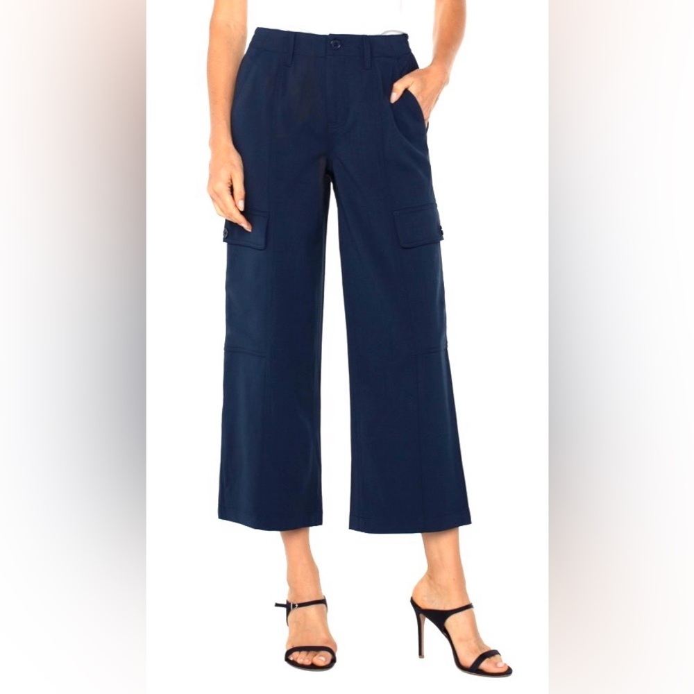 NWT [Liverpool] LA Hi-rise Cargo Crop Straight Pants Dark Navy Blue Women’s 8/29 - Picture 3 of 12